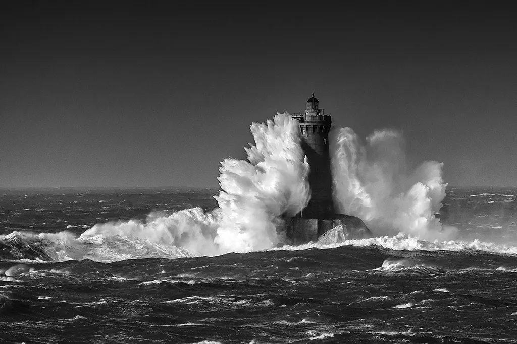Phare dans la tempête, repère solide, choisir le bon réseau d’affaires à Toulouse